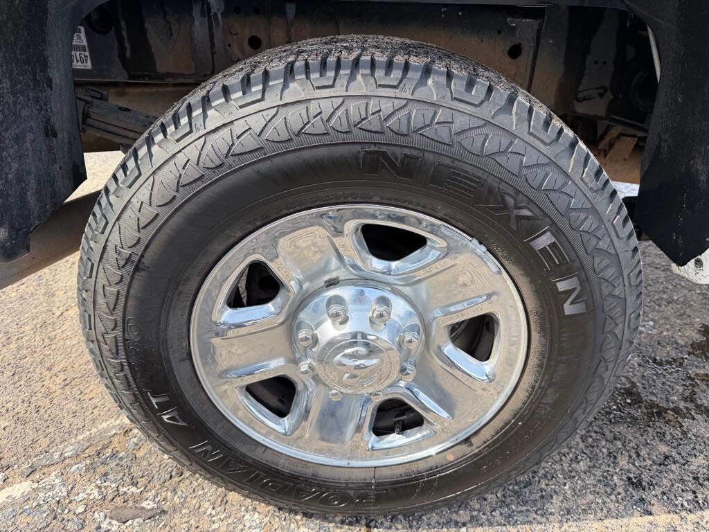 Used 2015 RAM 3500 Tradesman w/ Chrome Appearance Group image 22