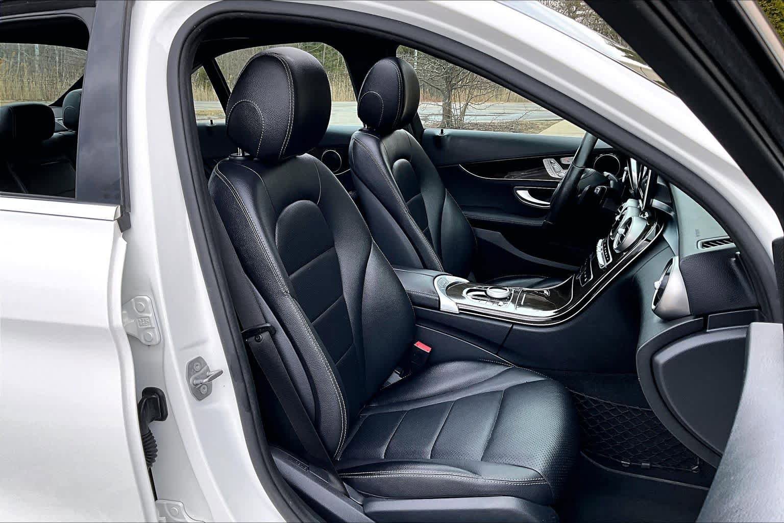Used 2018 Mercedes-Benz C 300 4MATIC Sedan image 8