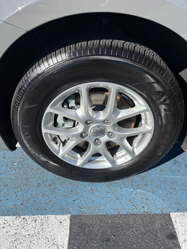 Used 2025 Chrysler Pacifica Select FWD image 35