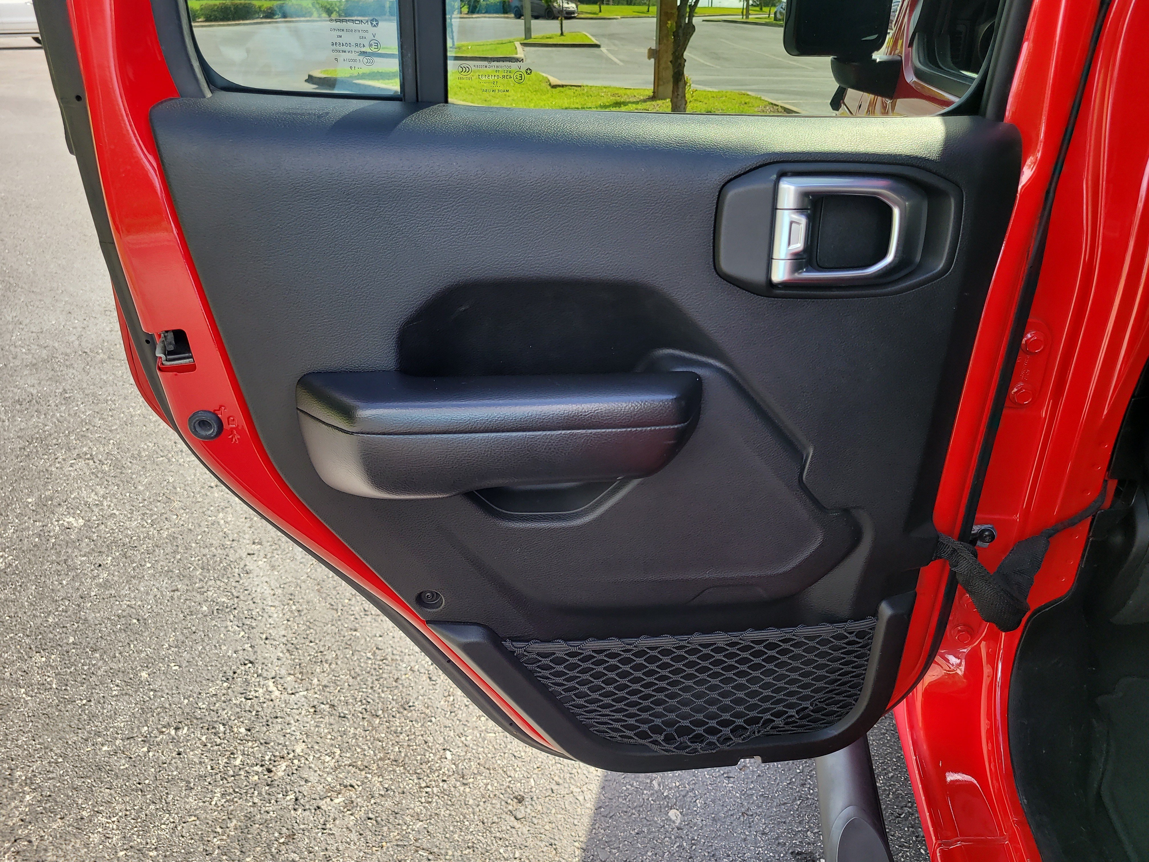 Used 2020 Jeep Gladiator Sport w/ Quick Order Package 23S AWD/4WD image 13
