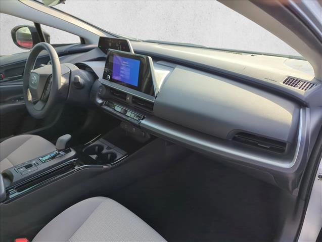 Used 2026 Toyota Prius LE image 24