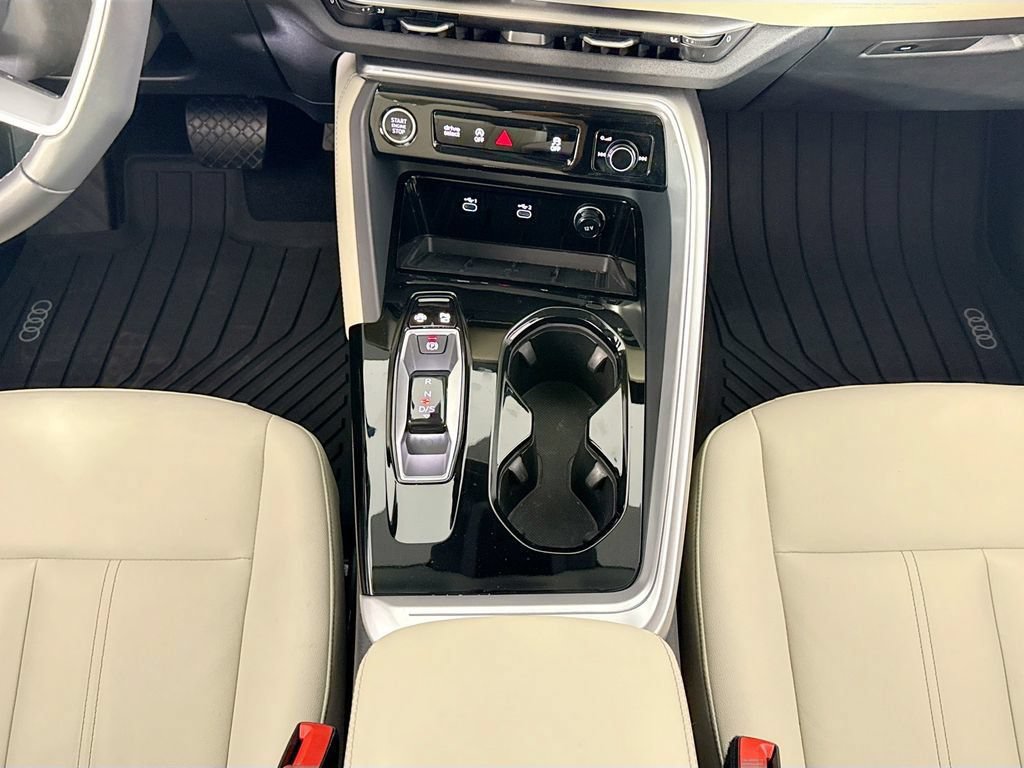 Used 2025 Audi Q5 Premium w/ Convenience Package AWD/4WD image 14