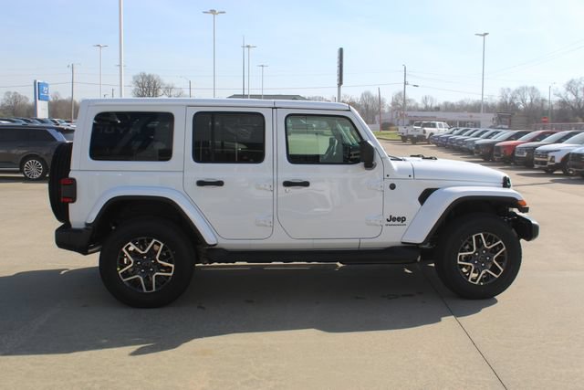 New 2026 Jeep Wrangler Unlimited Sahara AWD/4WD image 5