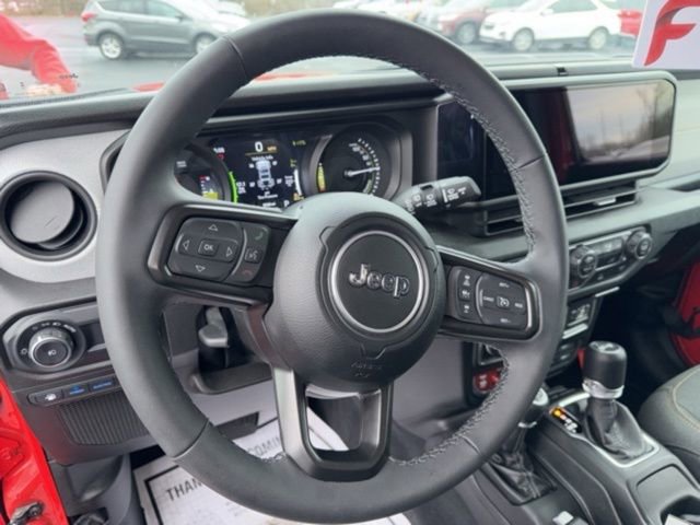 Used 2025 Jeep Wrangler Willys 4xe image 16