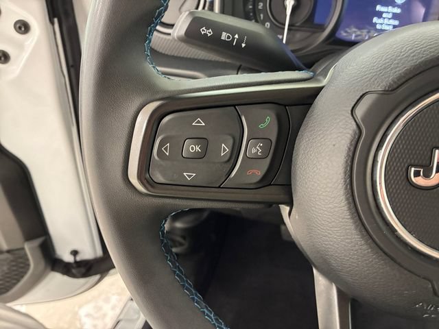 Used 2024 Jeep Wrangler Unlimited Rubicon 4xe AWD/4WD image 23