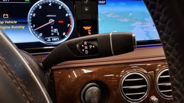 Used 2017 Mercedes-Benz S 550 Sedan image 34