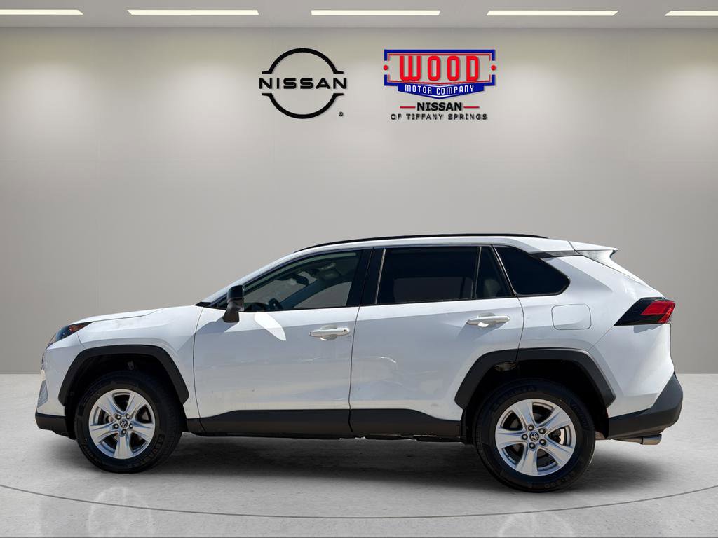 Used 2021 Toyota RAV4 LE image 5