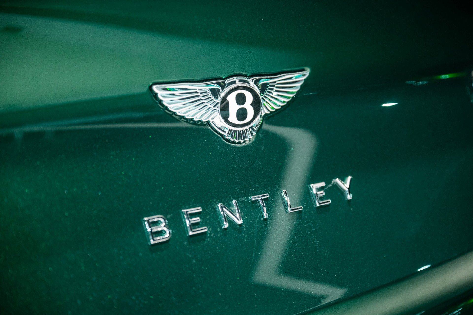 New 2025 Bentley Bentayga image 13