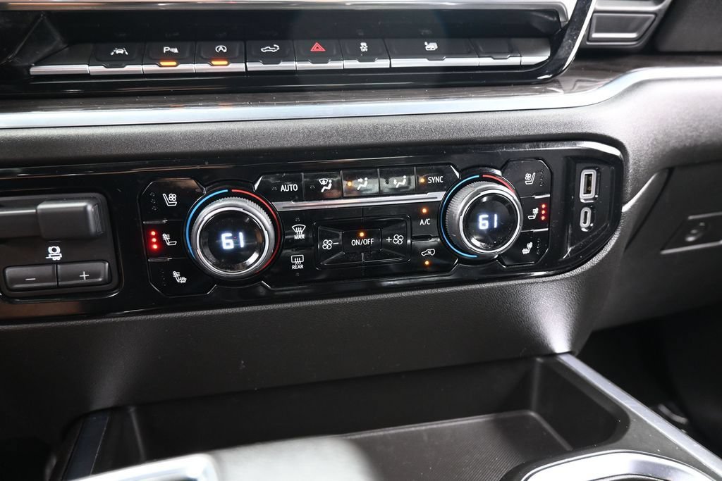Used 2022 Chevrolet Silverado 1500 LTZ RWD image 32
