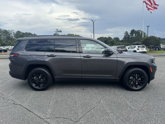 Used 2024 Jeep Grand Cherokee L Laredo AWD/4WD image 6