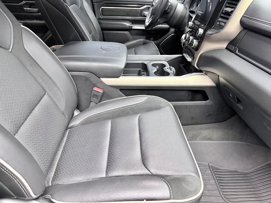 Used 2022 RAM 1500 Laramie AWD/4WD image 12