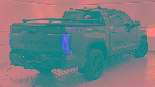 Used 2025 Toyota Tundra Limited image 3