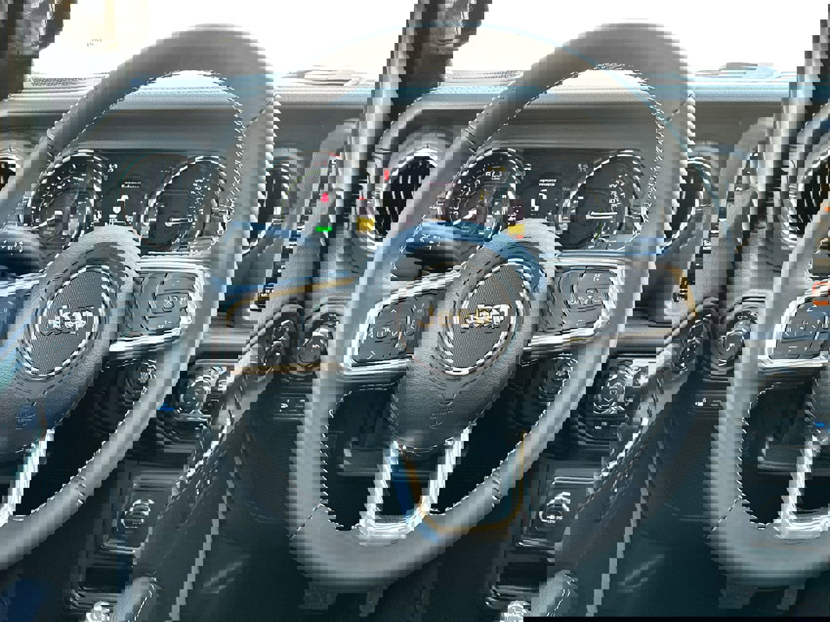 New 2023 Jeep Wrangler Sahara w/ Cold Weather Group image 14