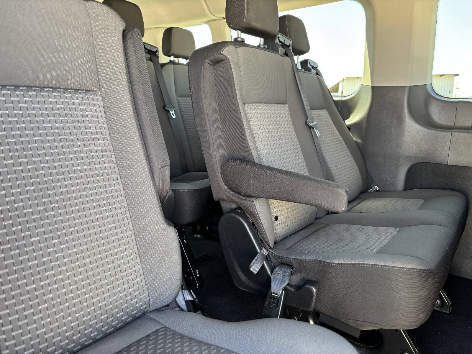 Used 2023 Ford Transit 350 XLT RWD image 18