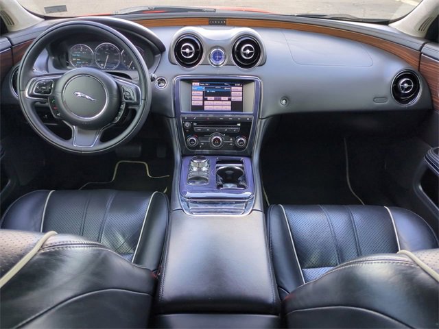Used 2013 Jaguar XJ L Portfolio image 14