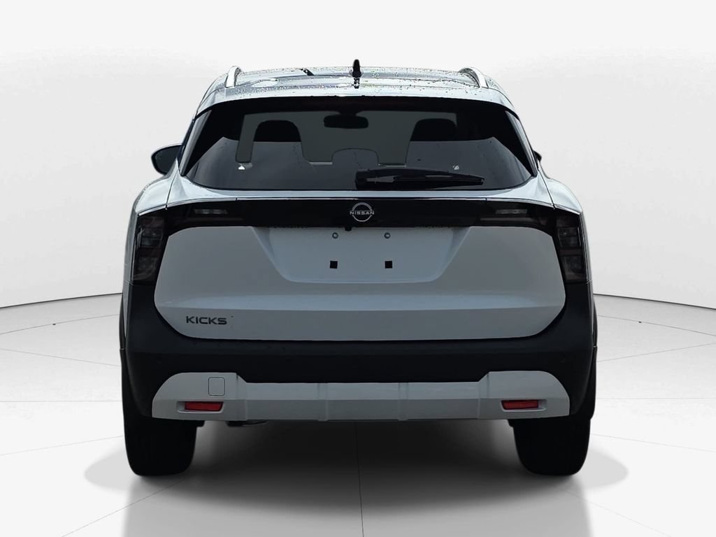 New 2026 Nissan Kicks SV w/ SV Premium Package FWD image 7
