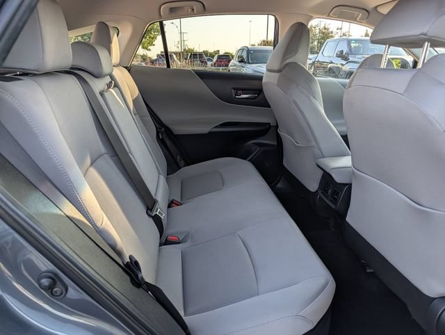 Certified 2023 Toyota Venza LE AWD/4WD image 30