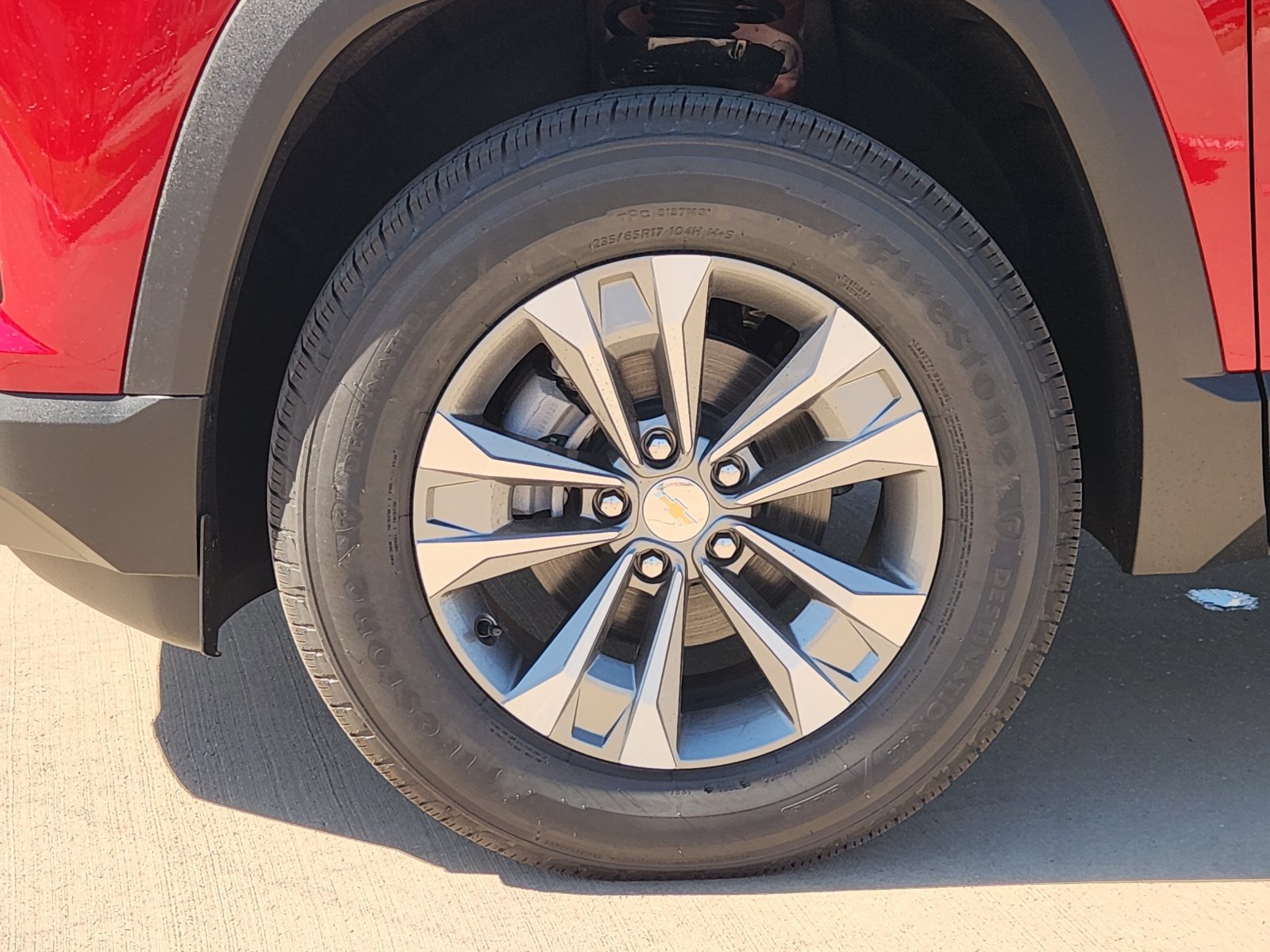 New 2027 Chevrolet Equinox LT w/ Safety and Technology Package FWD image 12