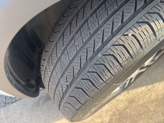 Used 2025 Mercedes-Benz GLA 250 4MATIC image 9