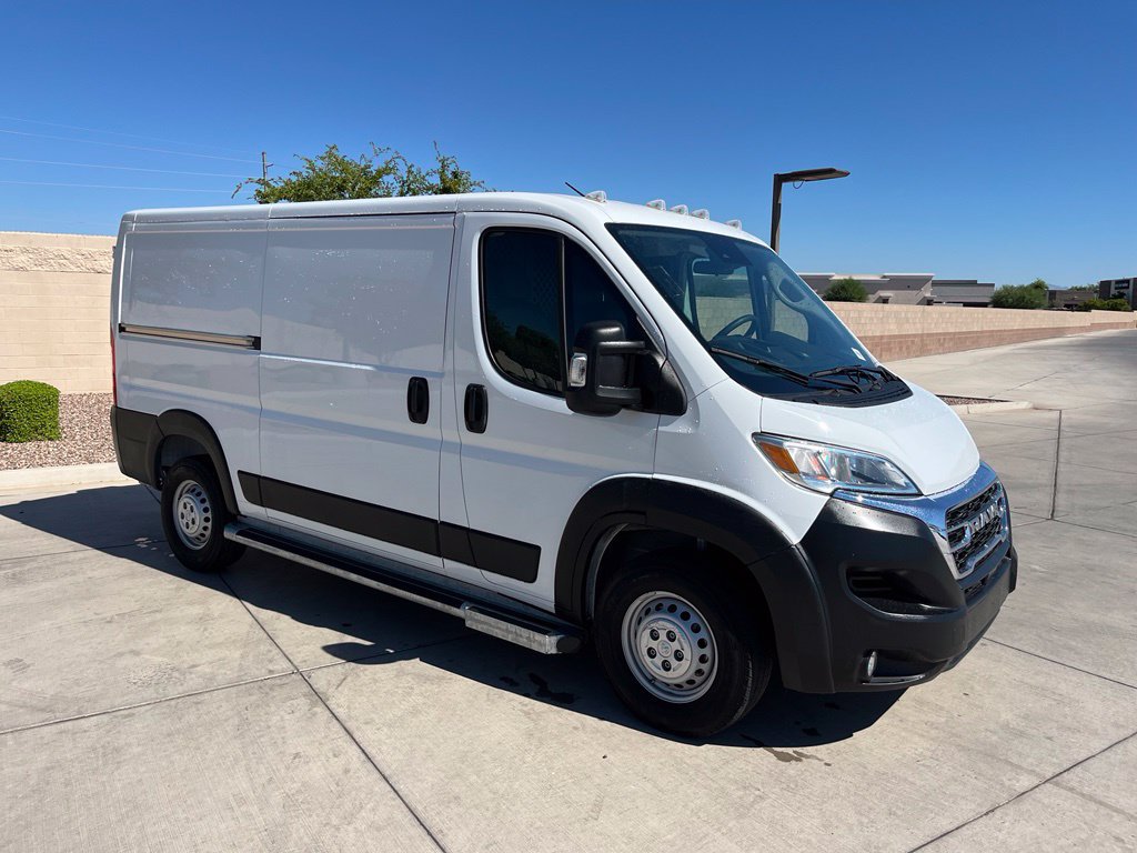 Used 2025 RAM ProMaster 2500 w/ U-Haul Equipment Group FWD image 5