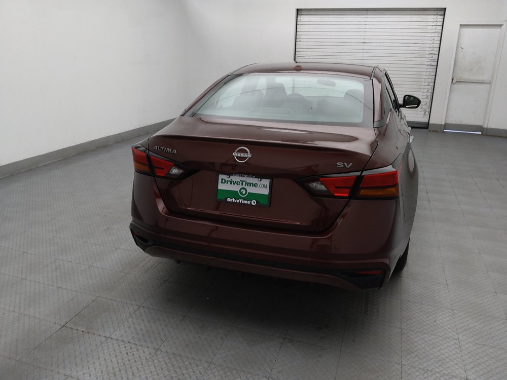 Used 2024 Nissan Altima 2.5 SV FWD image 7