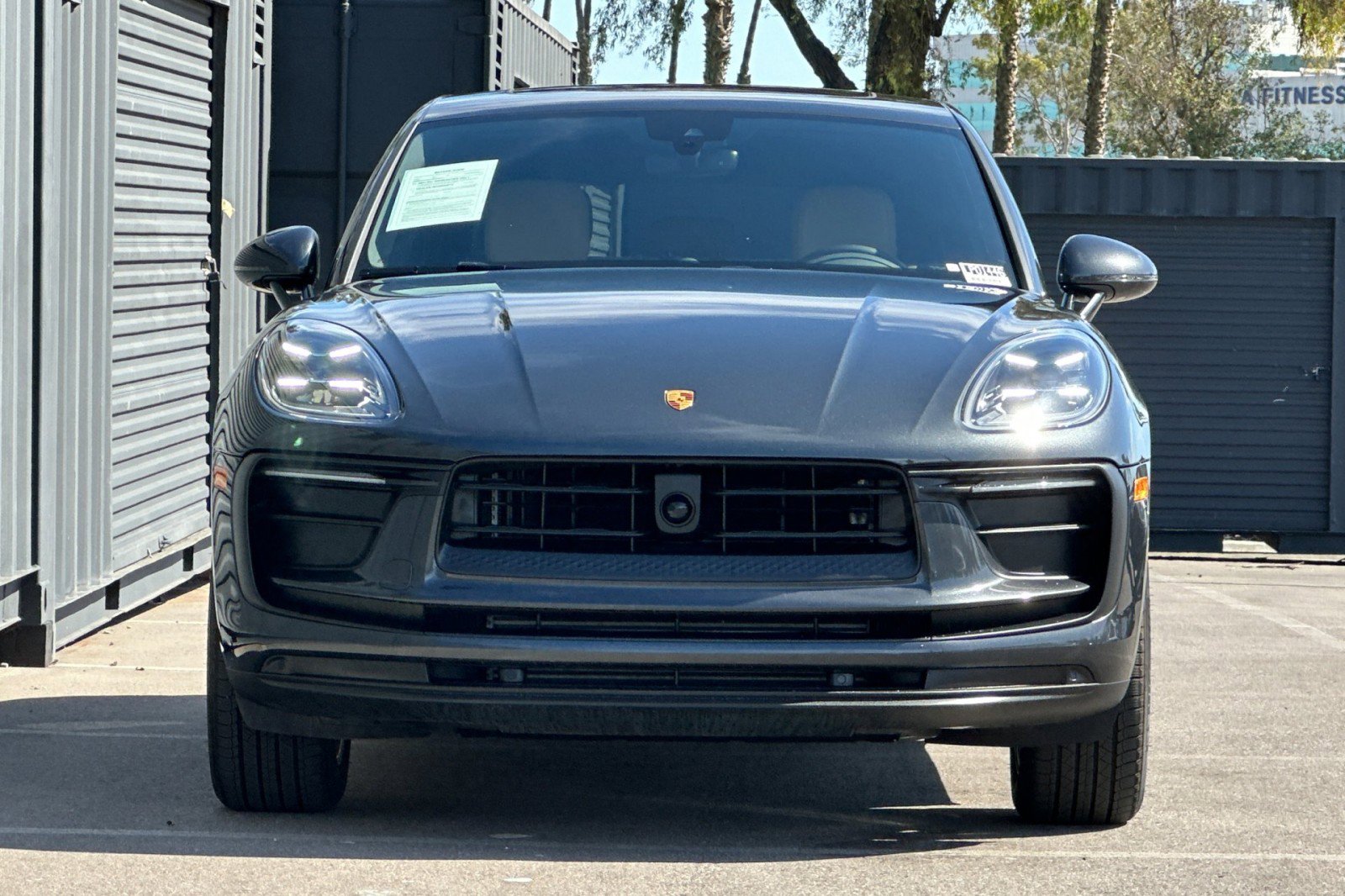 Used 2025 Porsche Macan image 11