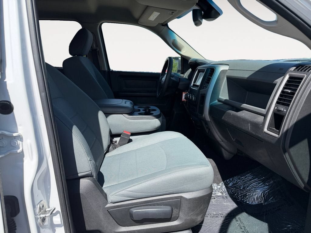 Used 2018 RAM 1500 Express AWD/4WD image 15