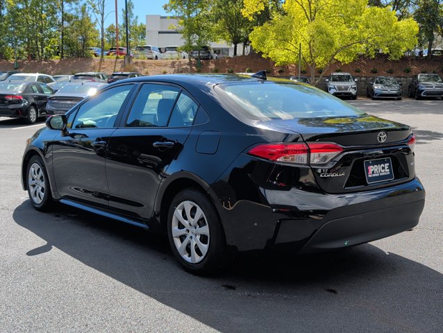Used 2024 Toyota Corolla LE FWD image 7