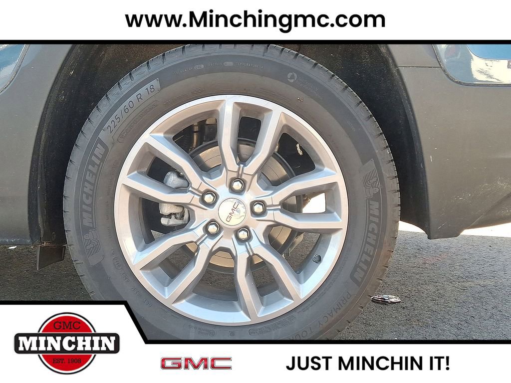 Used 2024 GMC Terrain SLT w/ Tech Package image 34