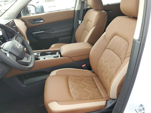 New 2026 Nissan Pathfinder Platinum AWD/4WD image 18