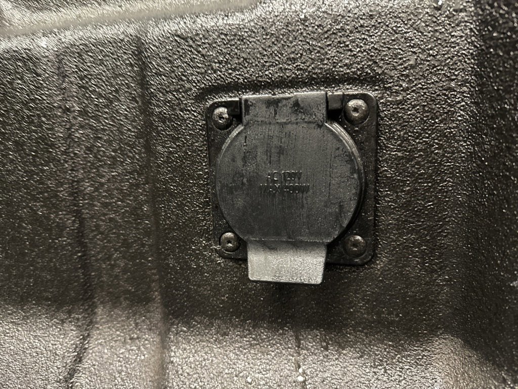 Used 2023 GMC Canyon AT4 w/ AT4 Premium Package image 38