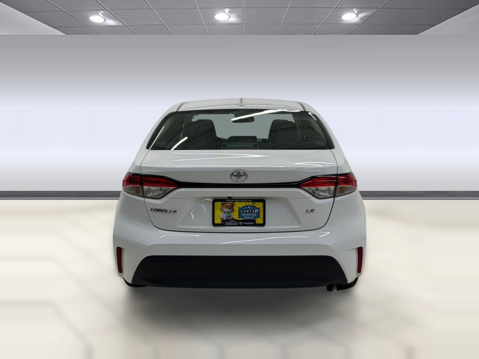 Used 2025 Toyota Corolla LE image 8