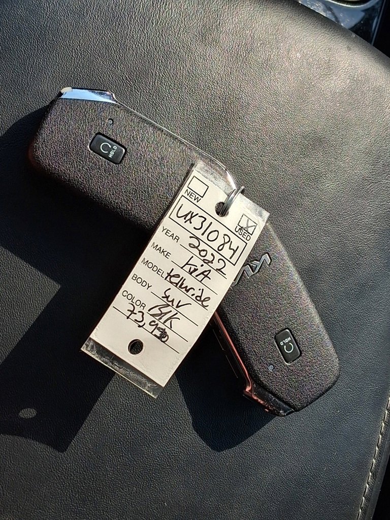 Used 2022 Kia Telluride S image 13