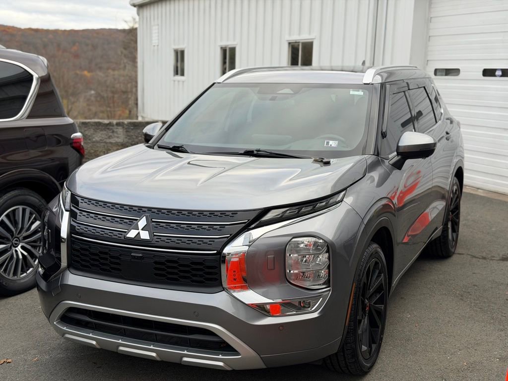 Used 2022 Mitsubishi Outlander SEL