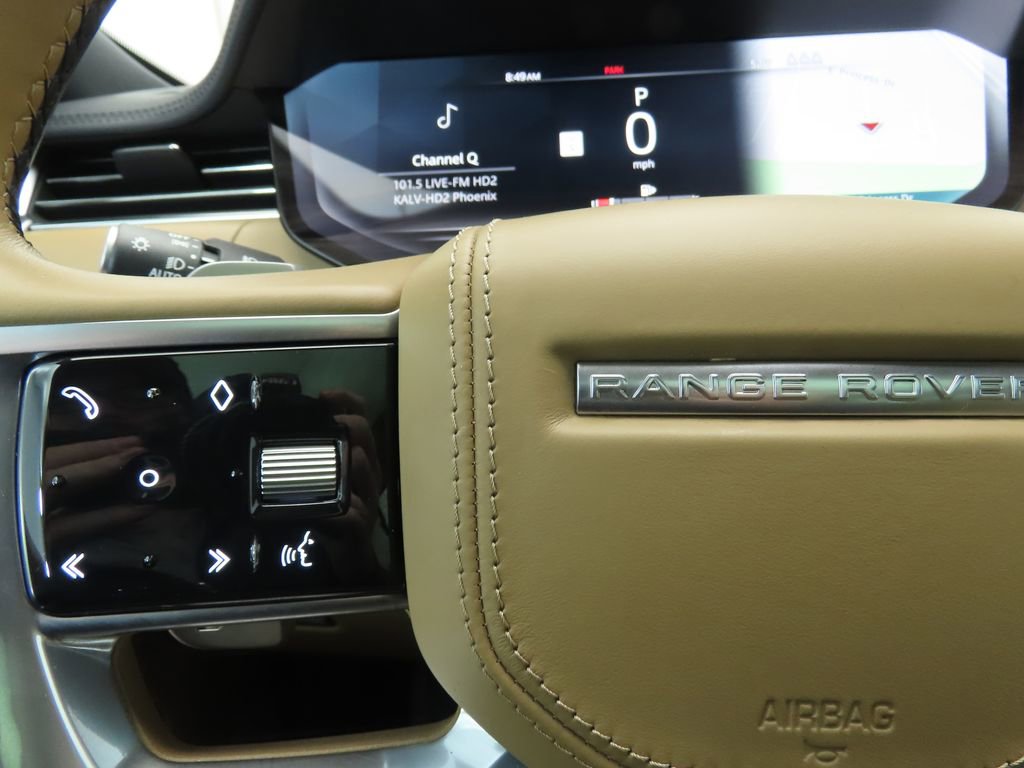 Certified 2023 Land Rover Range Rover SE image 11