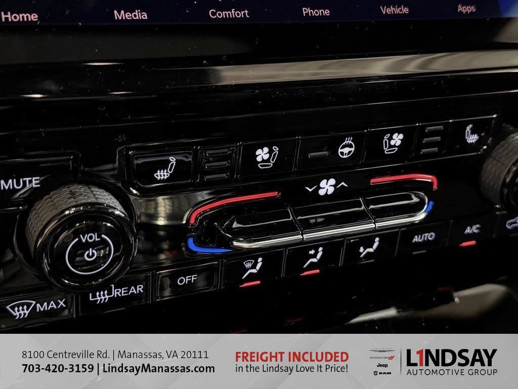 New 2025 Jeep Grand Cherokee Limited w/ Luxury Tech Group II image 22