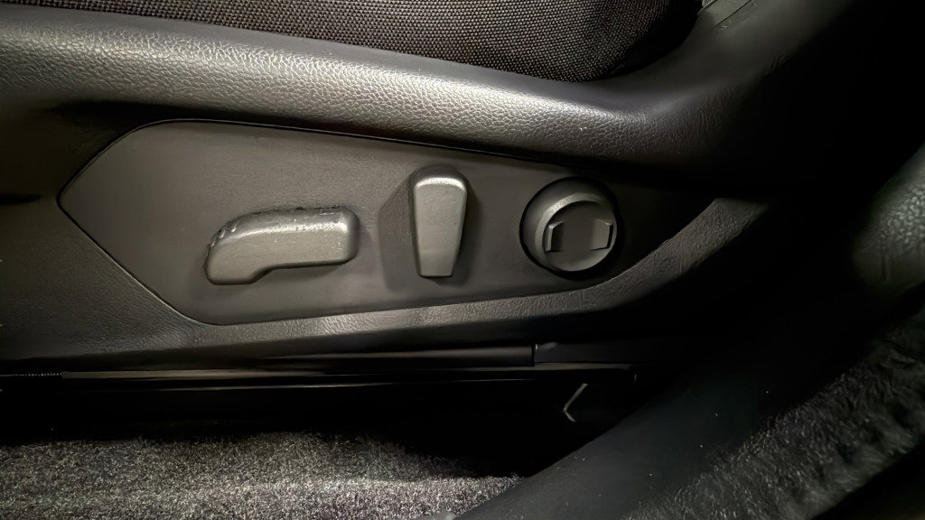 Certified 2026 Subaru Crosstrek 2.0i Premium image 16