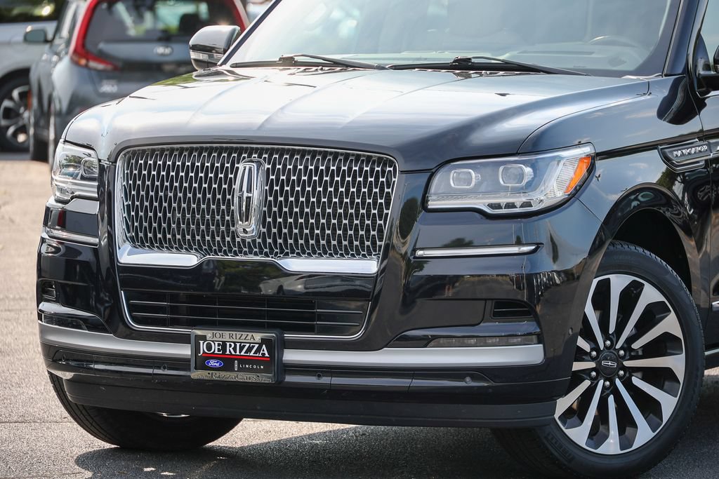 Certified 2022 Lincoln Navigator Reserve AWD/4WD image 15