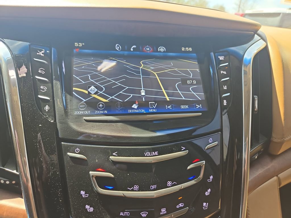 Used 2015 Cadillac Escalade Platinum AWD/4WD image 23