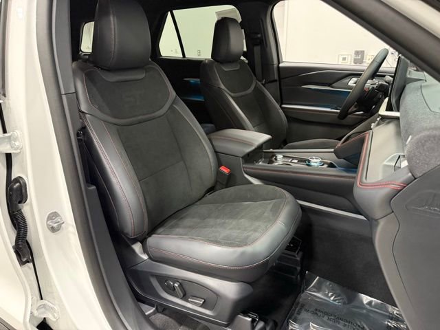 New 2026 Ford Explorer ST image 35