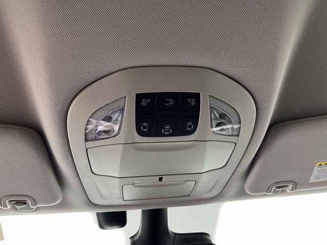 Used 2021 Chrysler Pacifica Limited FWD image 36