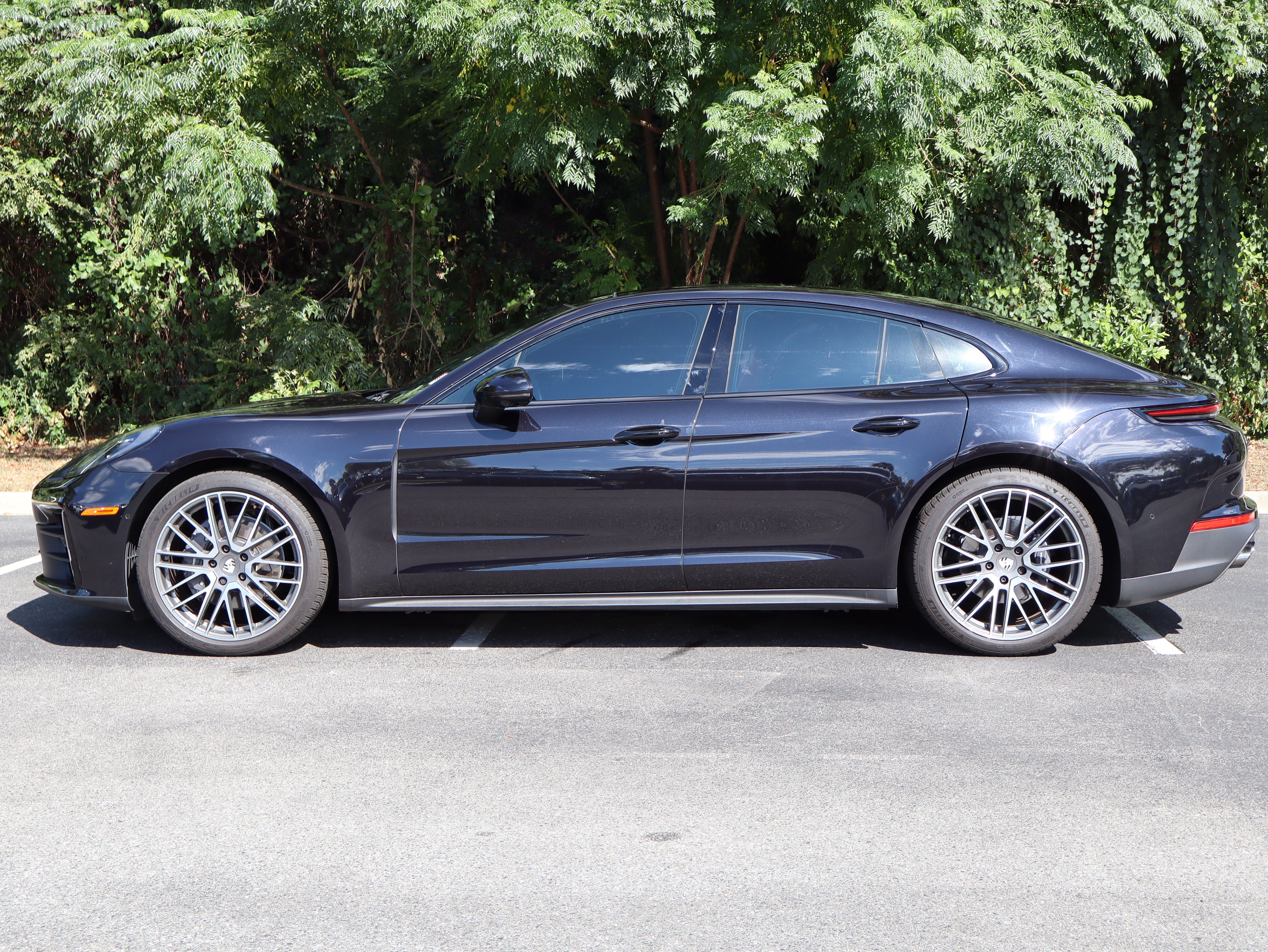Used 2024 Porsche Panamera 4 AWD/4WD image 6