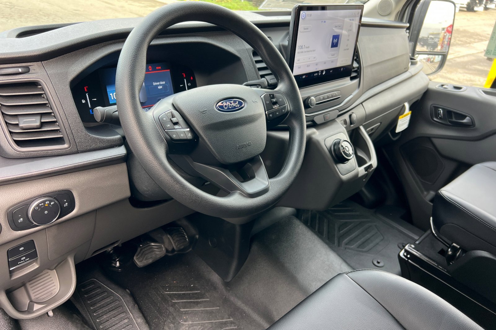 New 2026 Ford E-Transit 148 Medium Roof w/ Load Area Protection Package image 10