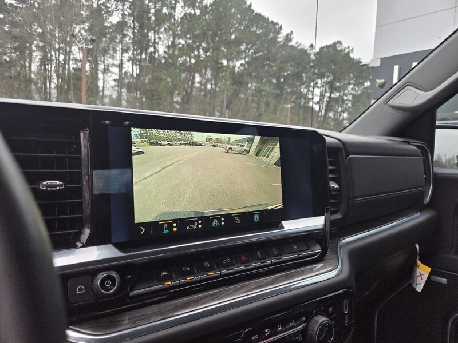 Used 2023 Chevrolet Silverado 1500 LTZ w/ LTZ Premium Texas Edition image 15