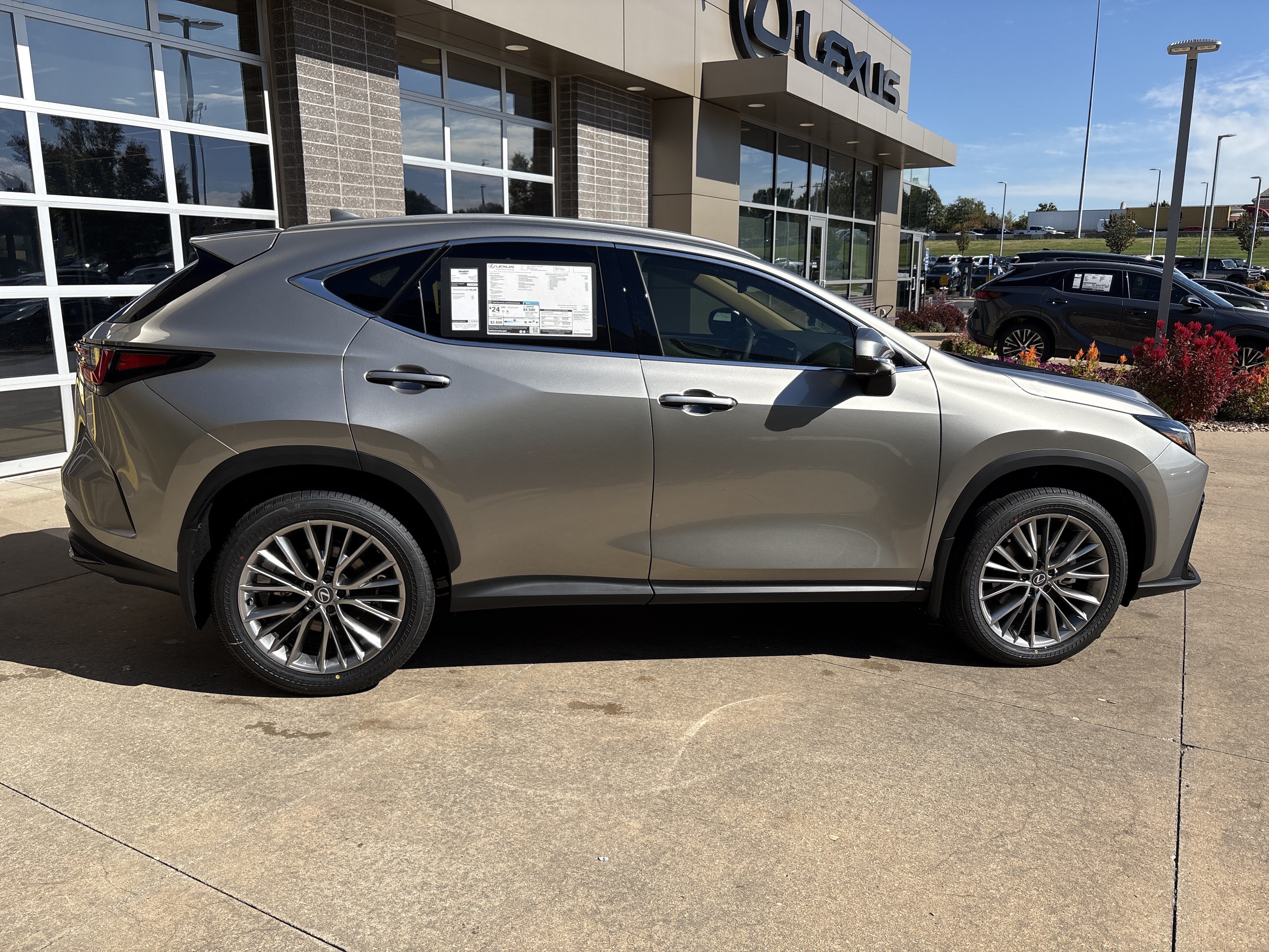 New 2026 Lexus NX 350 AWD w/ Accessory Package (2T) image 29