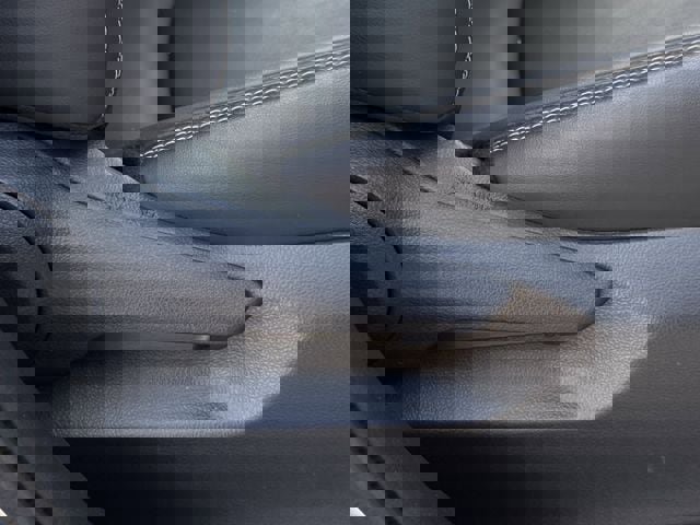 Used 2022 Toyota RAV4 XLE Premium image 32