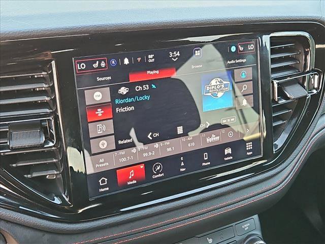 Used 2025 Dodge Durango GT w/ Blacktop Package RWD image 15