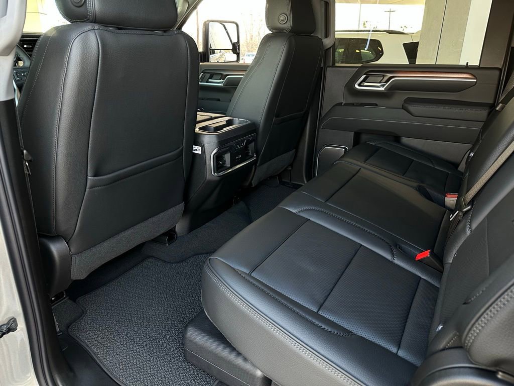 New 2026 GMC Sierra 2500 Denali w/ Denali Reserve Package AWD/4WD image 14