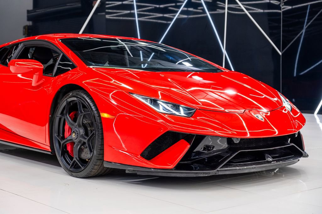 Used 2020 Lamborghini Huracan EVO image 5