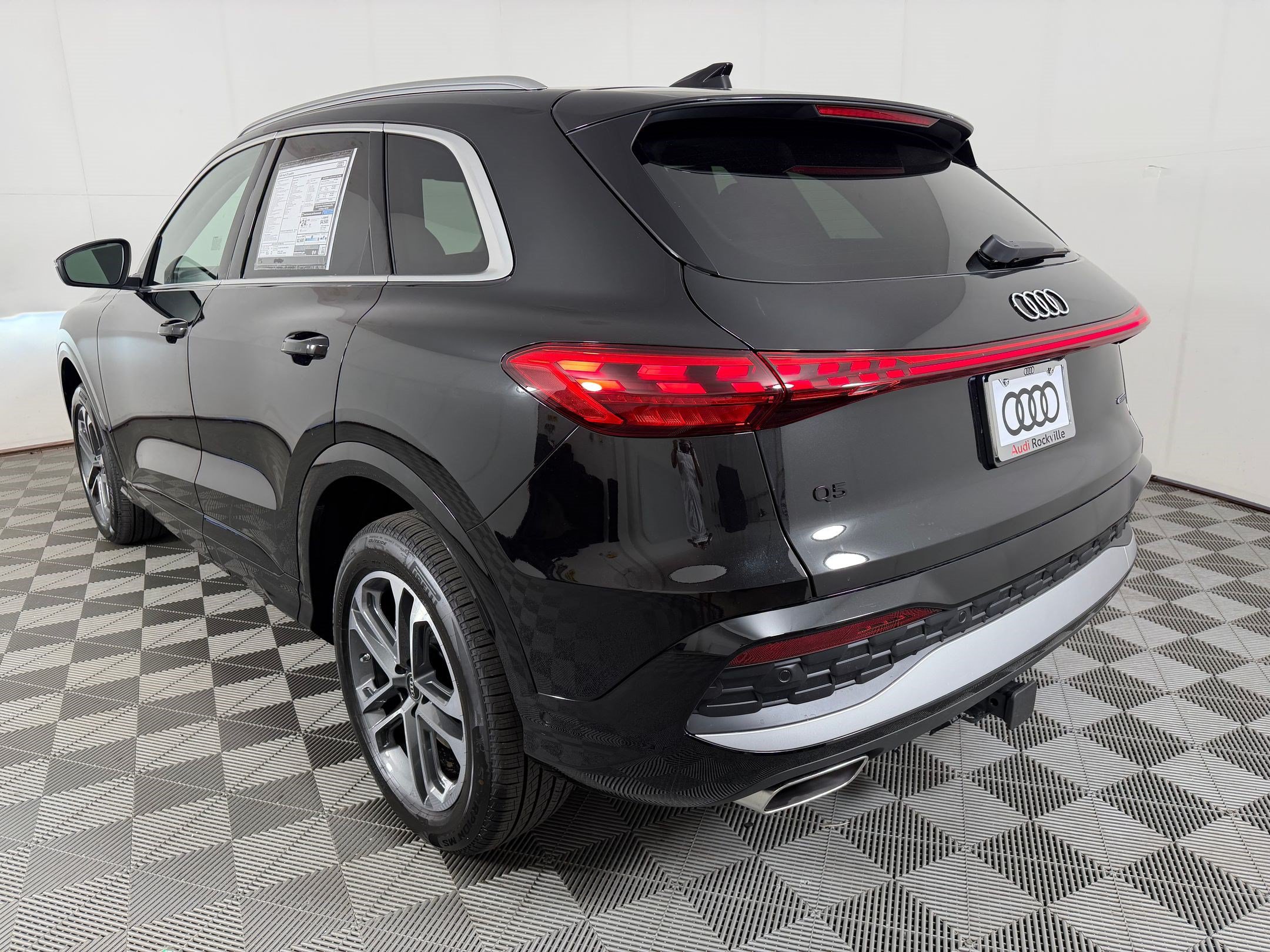 New 2026 Audi Q5 Premium AWD/4WD image 3